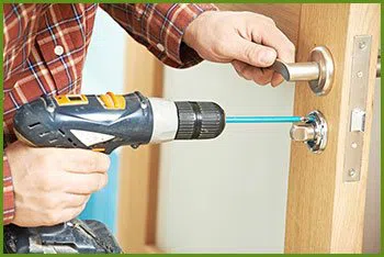 Neighborhood Locksmith Services Mantua, NJ 856-437-3698 - 6-lock-installation